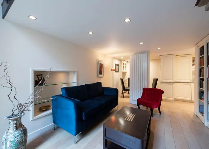 Fenetre Sur Cour Apartman